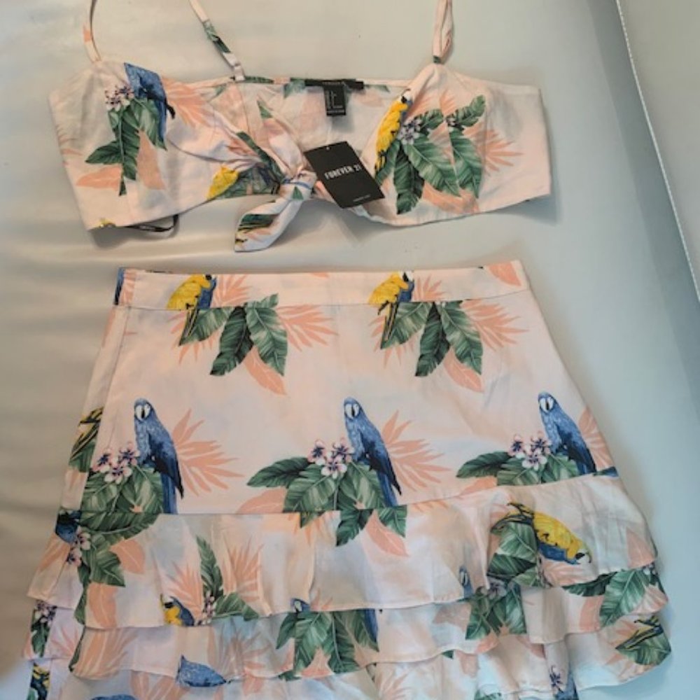 Forever 21 Skirt Set with Top - Pink/Blue Parrots